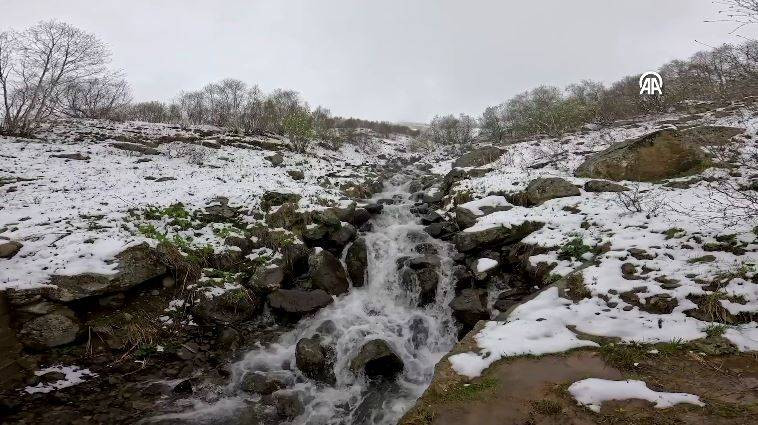 Mayıs ayının ortasında karla mücadele sürüyor - Resim: 5